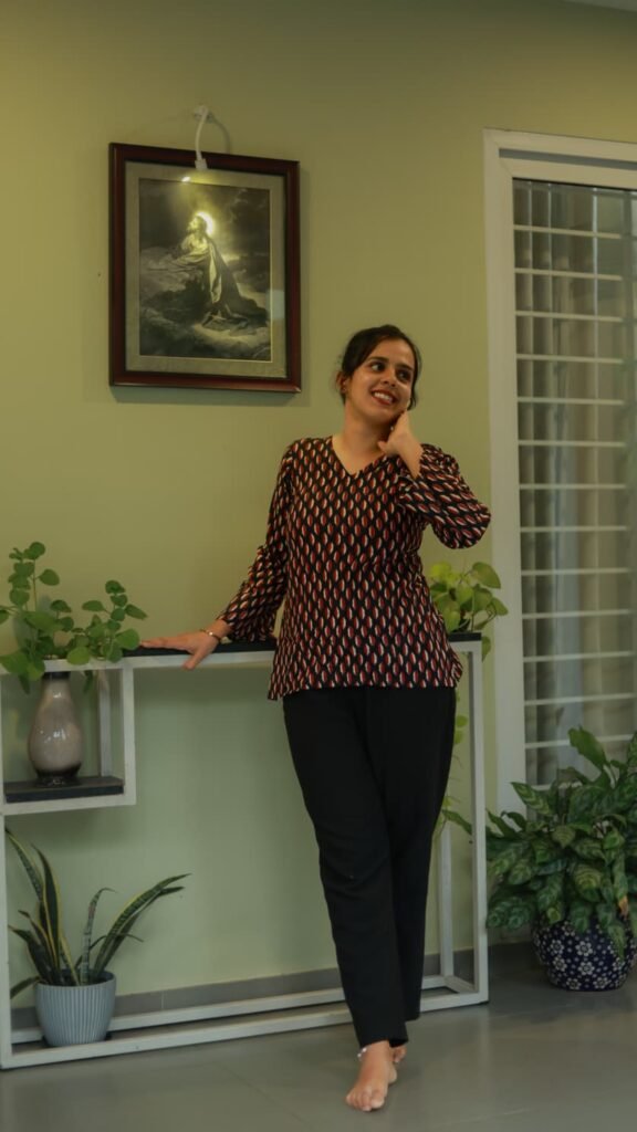 Chanjal Women’s Short Top – Everyday Casual Wear