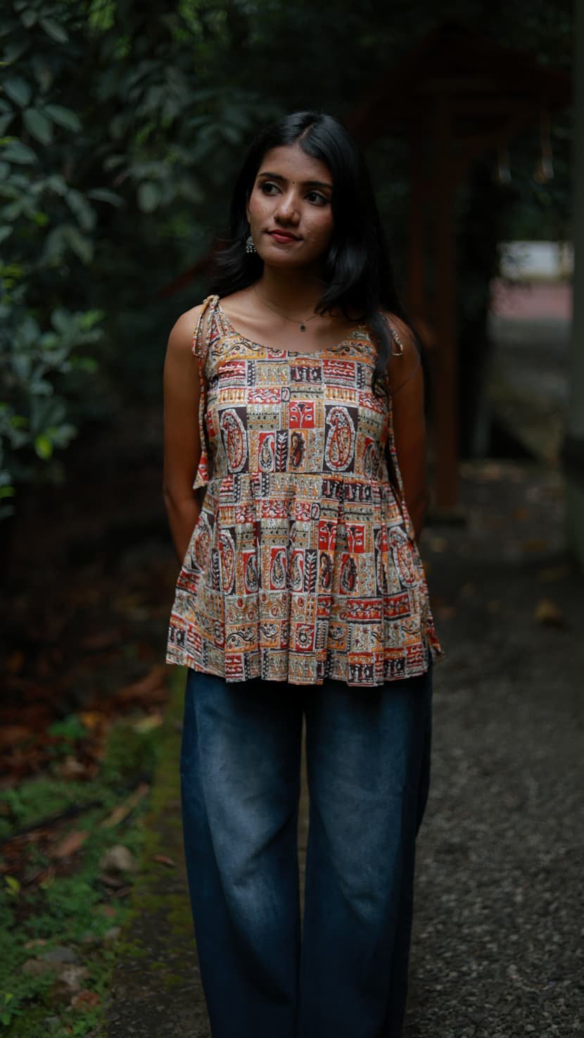 Kavya Women’s Short Top – Everyday Casual Wear - Image 2