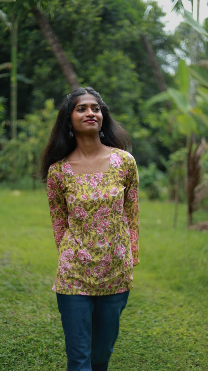 Nimmi Women’s Short Top – Everyday Casual Wear - Image 2
