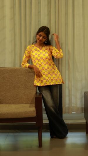 Nisha Women’s Short Top – Everyday Casual Wear